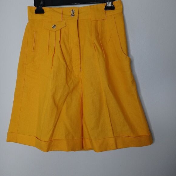Vintage Blue Cabana yellow shorts - Picture 2 of 5